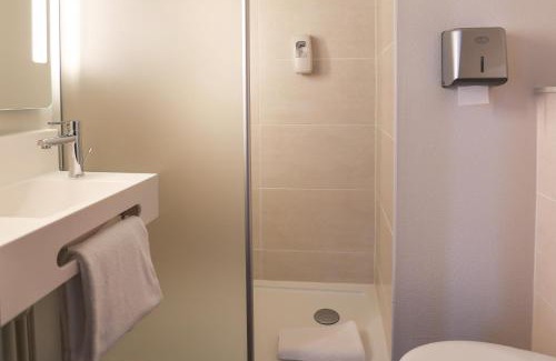 Les Herbiers Hotel | B&B HOTEL Les Herbiers