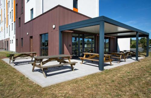 Les Herbiers Hotel | B&B HOTEL Les Herbiers