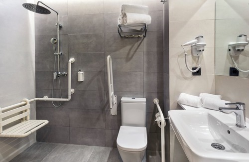 Suroeste Hotel | B&B Hotel Madrid Alcorcón