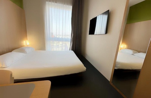 Ars-Laquenexy Hotel | B&B HOTEL Metz Est Technopole Pôle Santé