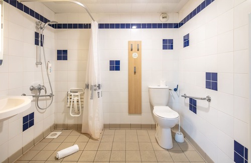 Sainte-Marie-de-Cuines Hotel | B&B HOTEL SAINT-JEAN de Maurienne