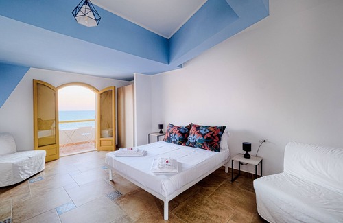Punta Braccetto Bed & Breakfast | B&B Il Varo a mare