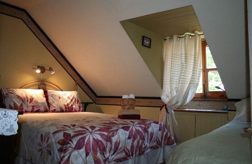 Saint-Jean-Baptiste House | B&B L'Augustine Family rooms - Quebec City, Canada