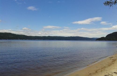 Petit-Saguenay Bed & Breakfast | B&B Les Deux Pignons