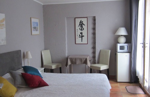 Crestet Bed & Breakfast | B&B Les Romarins