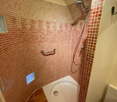 Verrieres House | B&B Maison des Etoiles Chambre d'hôtes Adult Only