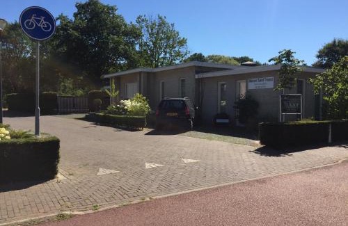 Strijp Bed & Breakfast | B&B Maison Saint Tropez Eindhoven