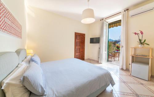 Ischia Porto Bed & Breakfast | B&B Marcantonio - Ischia Ponte