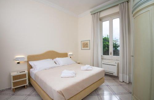 Ischia Porto Bed & Breakfast | B&B Marcantonio - Ischia Ponte