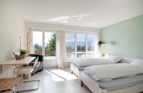 Cormoret Bed & Breakfast | B&B Mont-Crosin