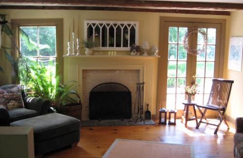 Clinton Corners Bed & Breakfast | B&B on seven acres with private bed & bath