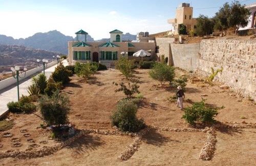 Wadi Musa Bed & Breakfast | B&B Petra Fig Tree Villa