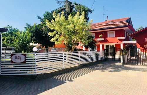 Chieti Scalo Bed & Breakfast | B&B Red Village