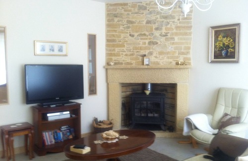 Duravel House | B&B room in Lot Valley - Stunning Views