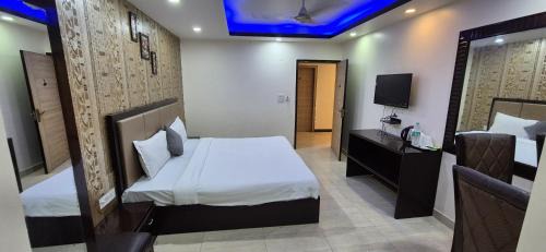 Mahipalpur Extension Bed & Breakfast | B&B Royal