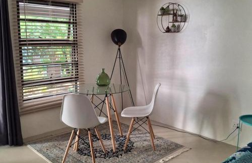 Monzi SH Bed & Breakfast | B&B Sawubona