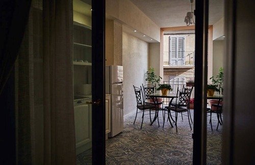 Caccamo House | B&B TRINACRIA CACCAMO LUXURY ROOMS Pomelia