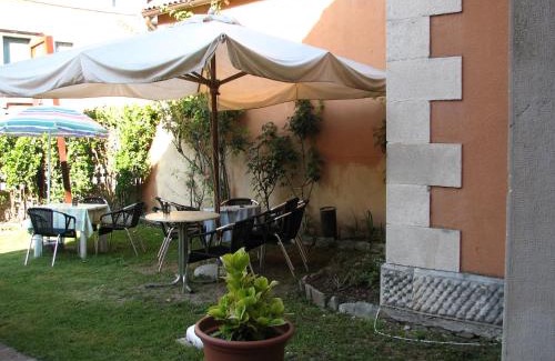 Santa Croce Bed & Breakfast | B&B Villa al Lago