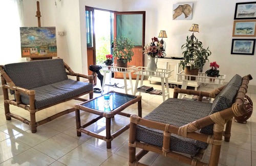 Serrekunda Bed & Breakfast | B&B Villa Calliandra