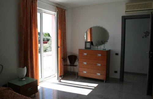 Torre degli Ulivi Bed & Breakfast | B&B Villa Rosanna