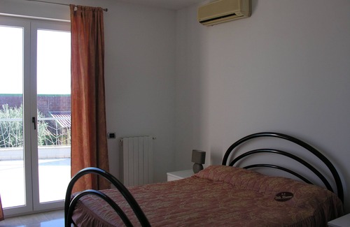 Torre degli Ulivi Bed & Breakfast | B&B Villa Rosanna