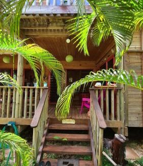 Huahine Bed & Breakfast | B & Bee Wild Island - Nature Song