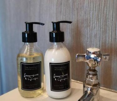 Hunspow Apartment | B'Dazzled Flat, Castletown