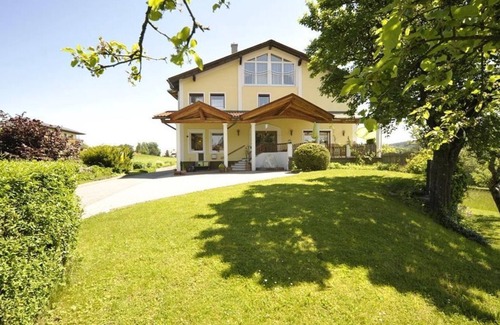Drobollach am Faakersee House | B Double room, balcony and lake view - Biohof Naturzeit Faaker See