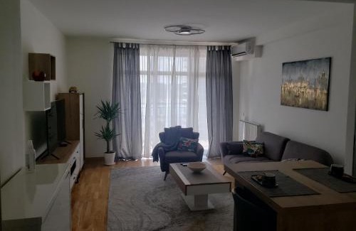 Sarajevska Apartment | B-G Waterfront Apartment