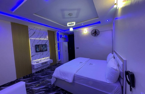 Ikorodu Hotel | B Garden Palisades
