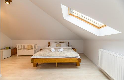 Prejmer House | B-Holiday Luxury GuestHouse