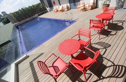 Diliman Hotel | B Hotel Quezon City