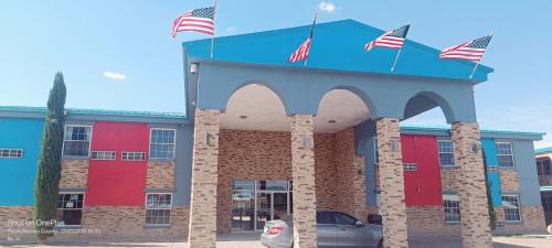 Pecos Hotel | B&J HOTEL AND APARTMENTS