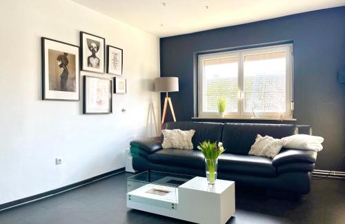 Frauendorf Apartment | B OUR GUEST at NEW FLAT NEARBY DRESDEN !POOL!