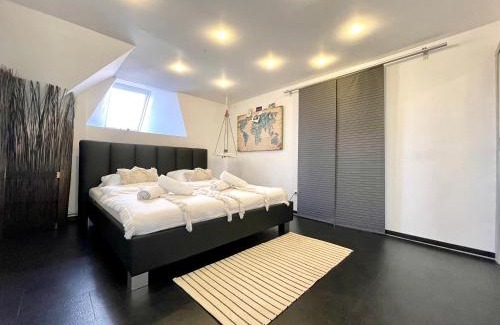 Frauendorf Apartment | B OUR GUEST at NEW FLAT NEARBY DRESDEN !POOL!