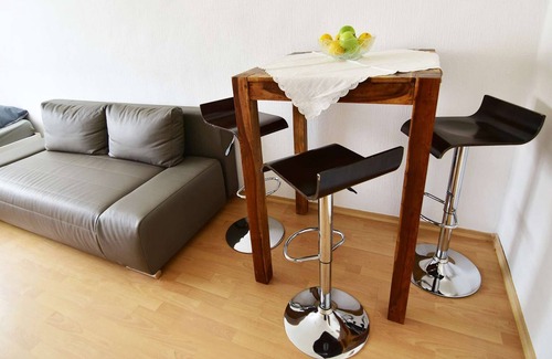 Refrath Apartment | B05 Studio Apartment Bergisch Gladbach
