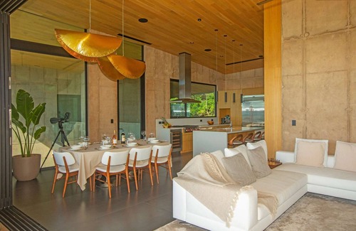Pacuare Reserve House | B06 - Stunning 4-Bedroom Hillside Retreat - Beach Club Access included.