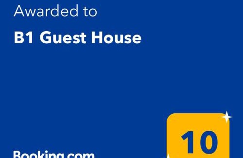 Fayetteville House | B1 Guest House