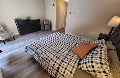 Pico - Robertson Hotel | (B1820) 2 Bedroom Studio Apartments