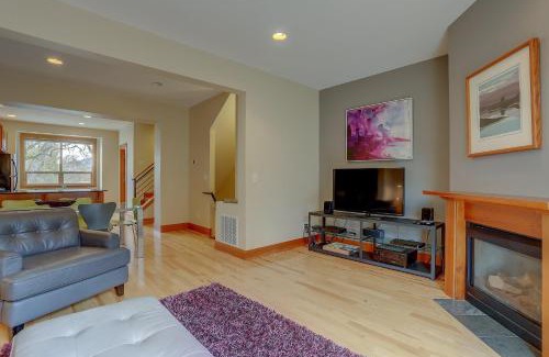 Hood River House | B2 30 Day