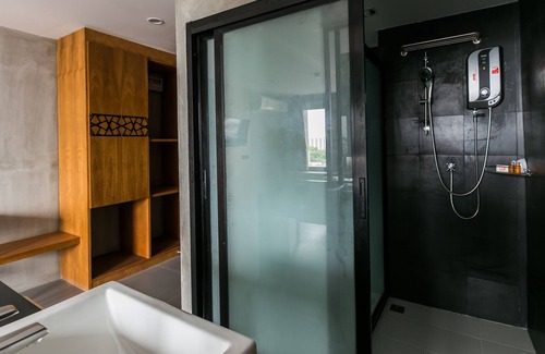 Khon Kaen Hotel | B2 Khon Kaen Boutique & Budget Hotel