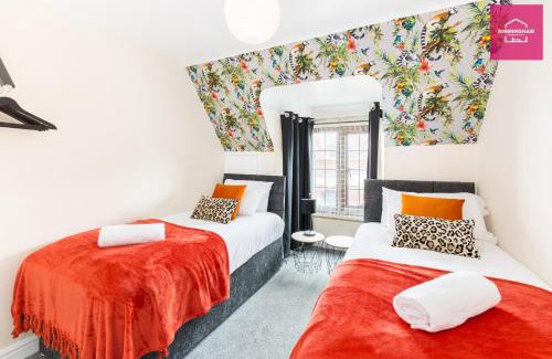 Coleshill Apartment | B46 Coleshill-Hams Hall-HS2 and NEC -3 Bedroom Apartment with 4 Beds