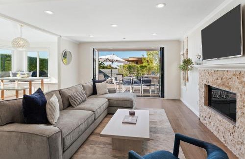 Del Mar Heights House | B5347 Del Mar Haven