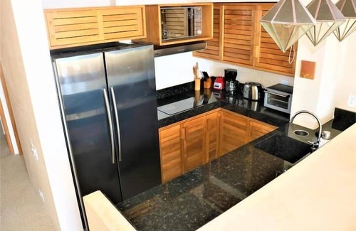 Hidalgo House | B8 Spectacular, Grand Ocean View With 3 Bedrooms