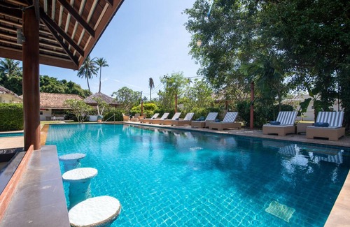 Hua Thanon Villa | Baan Banburee