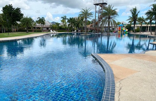 Huai Yai Villa | BAAN DUSIT PATTAYA PARK VILLA with water park