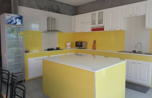 Hat Chao Samran House | Baan Hansa