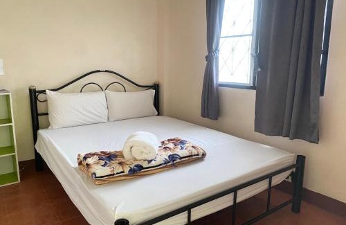 Bang Phra House | Baan Jaidee Guesthouse