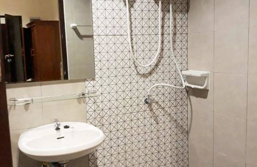 Bang Kobua Hotel | Baan Klangsuan Bang Korbua