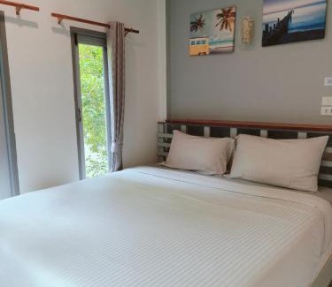 Chaloklum Resort | Baan Moonchan House